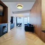 Ans Hanza Tower No 632 - Swimming Pool, Sauna, Jacuzzi, Viewing Terrace 아파트 *