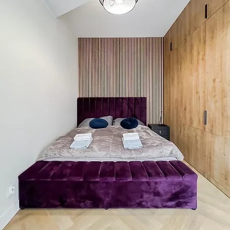 Ans Hanza Tower No 632 - Swimming Pool, Sauna, Jacuzzi, Viewing Terrace *