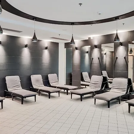 Ans Hanza Tower No 632 - Swimming Pool, Sauna, Jacuzzi, Viewing Terrace