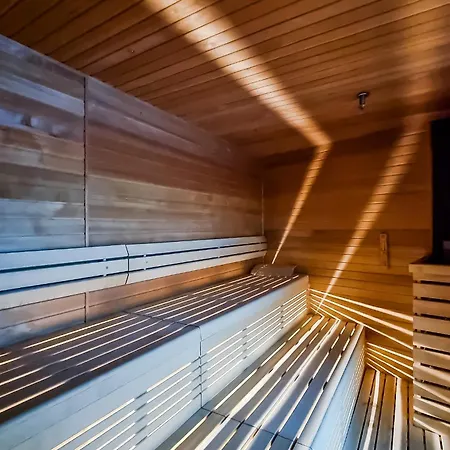 Ans Hanza Tower No 632 - Swimming Pool, Sauna, Jacuzzi, Viewing Terrace Apartamento *