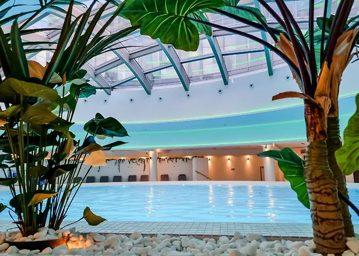 Ans Hanza Tower No 632 - Swimming Pool, Sauna, Jacuzzi, Viewing Terrace